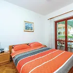 Pinji Vi * Zaton (Dubrovnik-Neretva)