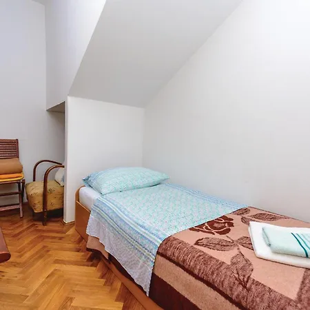 Wspaniały Dom W Zatonie Veliki *